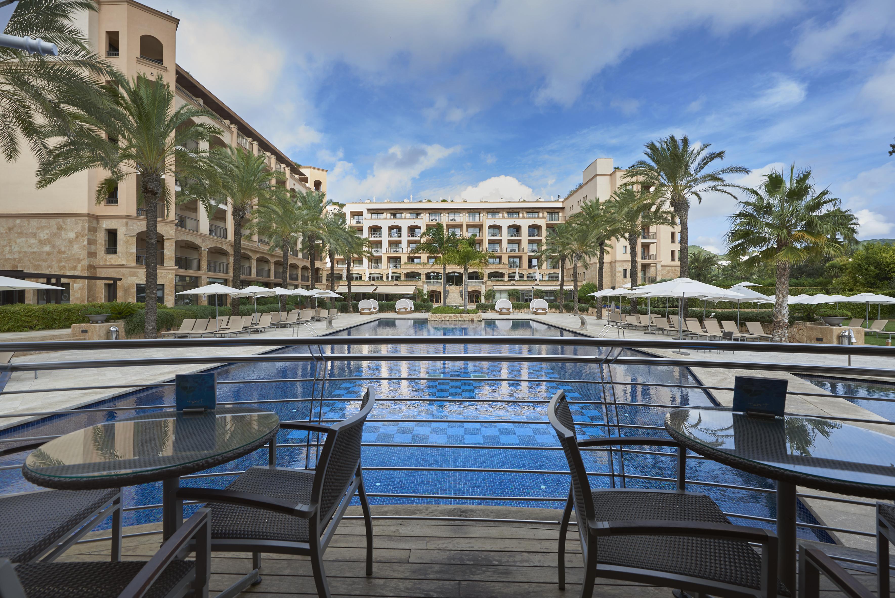 Insotel Fenicia Prestige Suites & Spa Санта Еулалия дел Рио Екстериор снимка