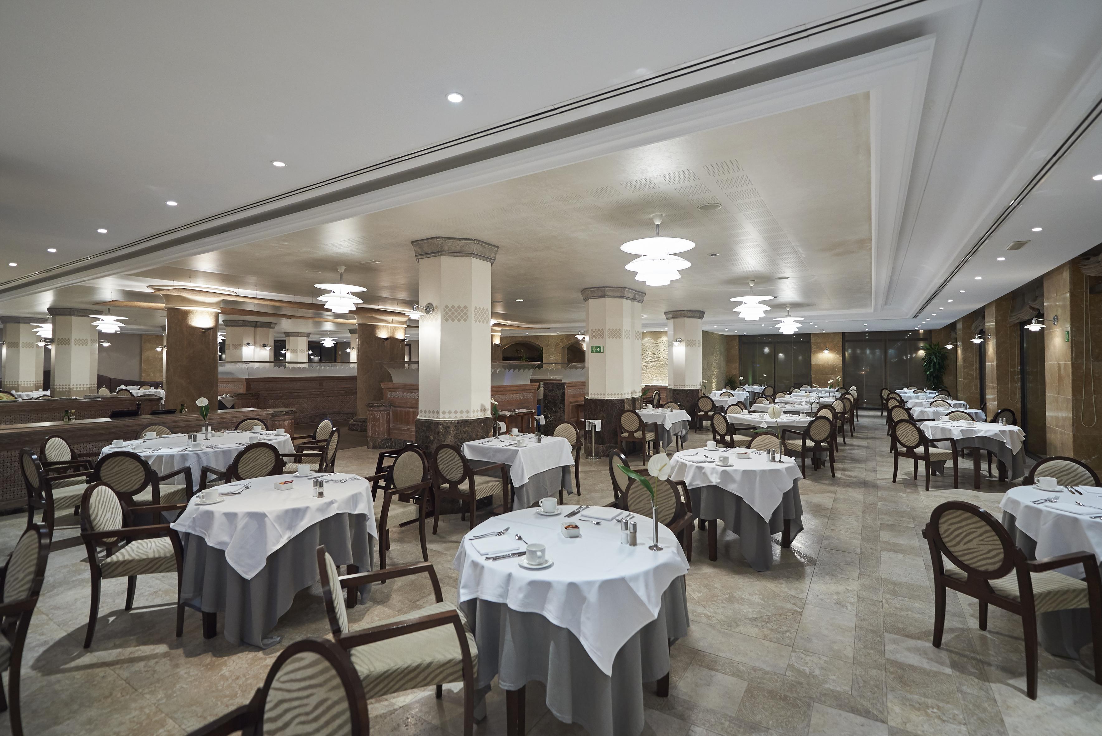 Insotel Fenicia Prestige Suites & Spa Санта Еулалия дел Рио Екстериор снимка