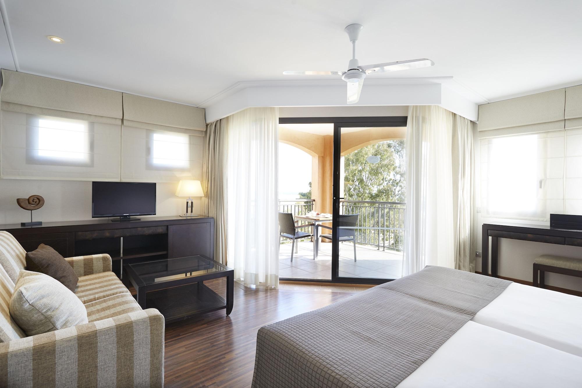 Insotel Fenicia Prestige Suites & Spa Санта Еулалия дел Рио Екстериор снимка