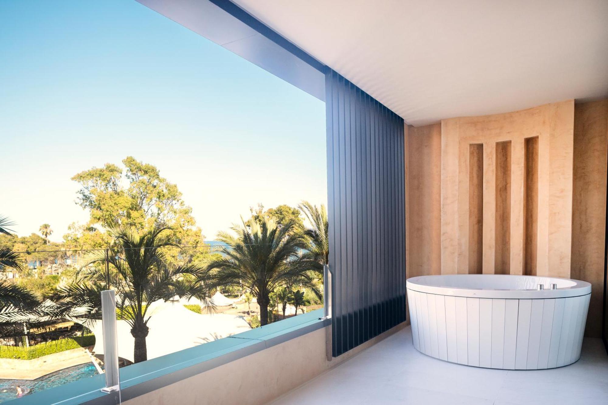 Insotel Fenicia Prestige Suites & Spa Санта Еулалия дел Рио Екстериор снимка